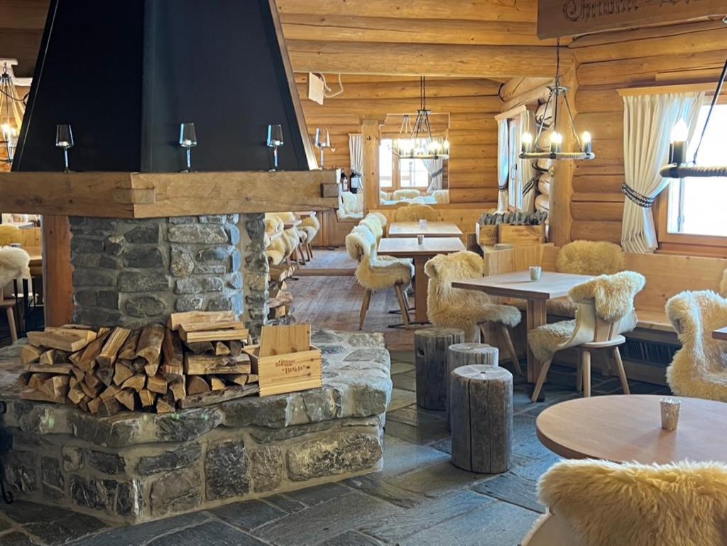 Erezsaesshuette Vila Klosters-Serneus Exterior foto